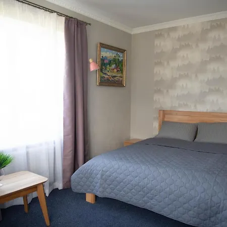 B&B дбайлива ципа 3*