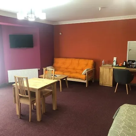 Bed & Breakfast дбайлива ципа 3*